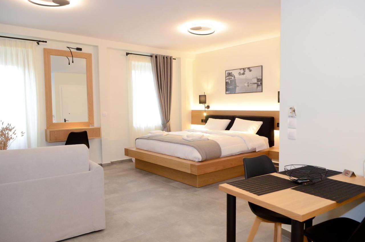 Roloi Suites Навпакт Екстер'єр фото