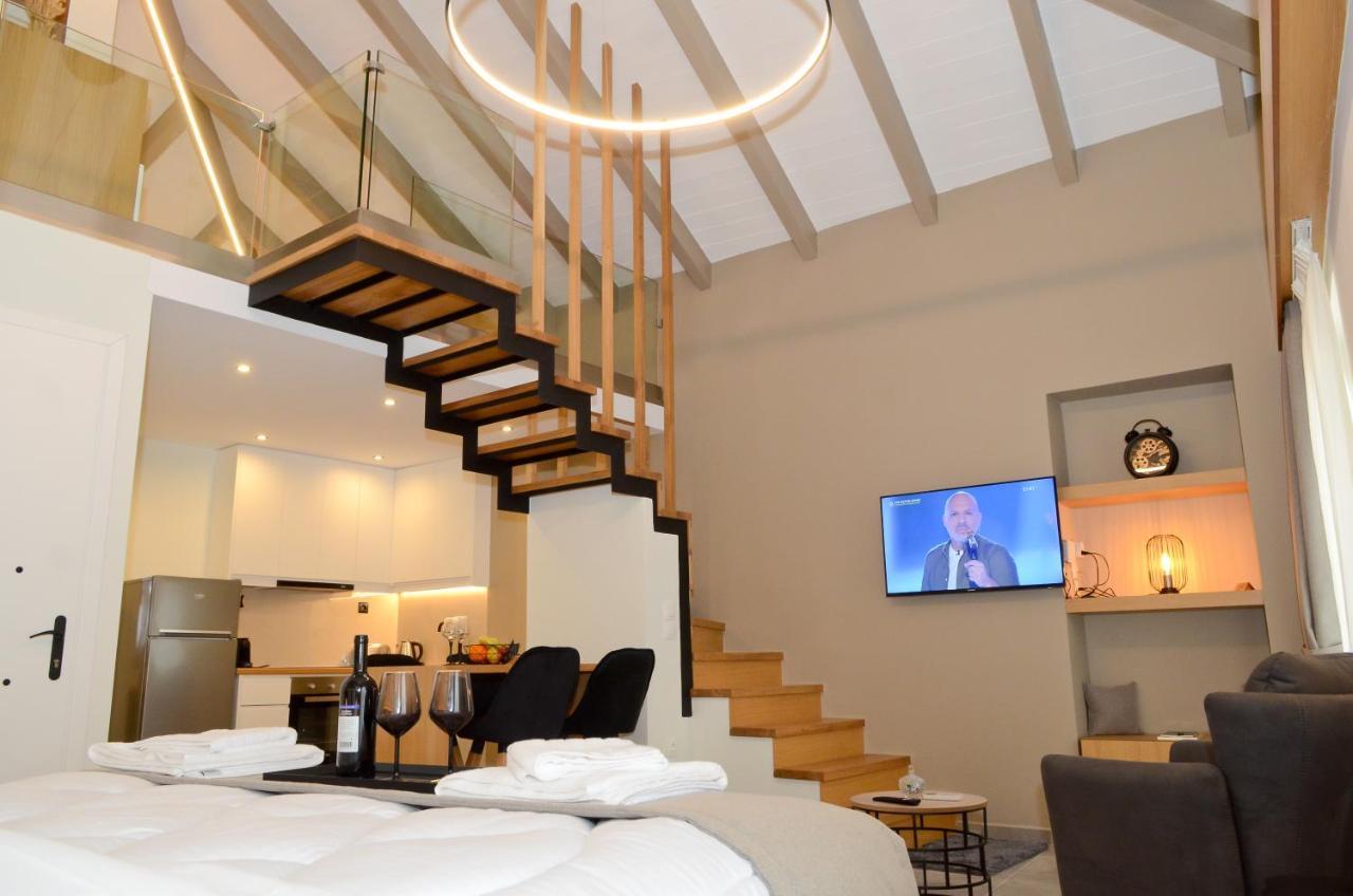 Roloi Suites Навпакт Екстер'єр фото